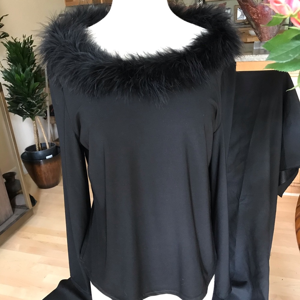 Fluffy collared women’s sweater